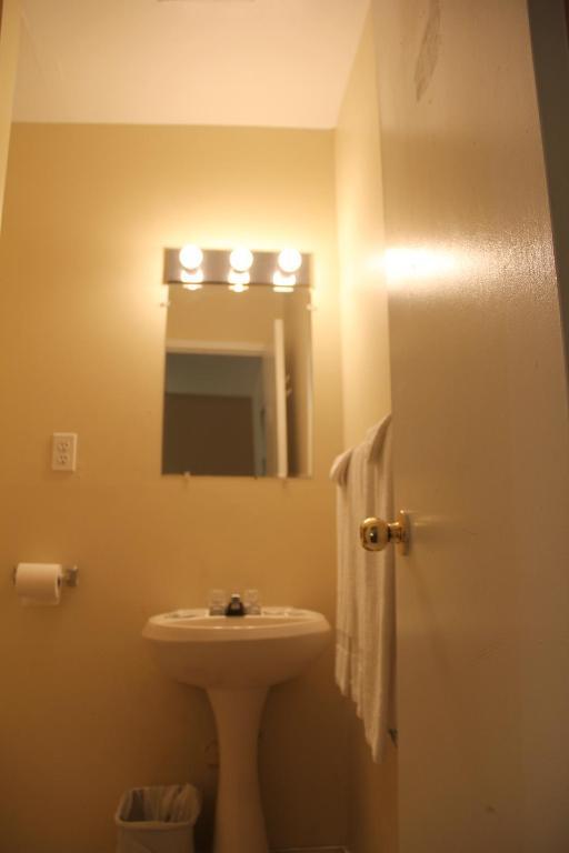 Niagara Inn&Suites Bilik gambar